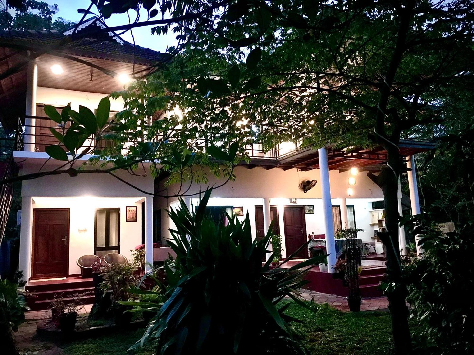 Marari Charlys Homestay Alappuzha Екстер'єр фото